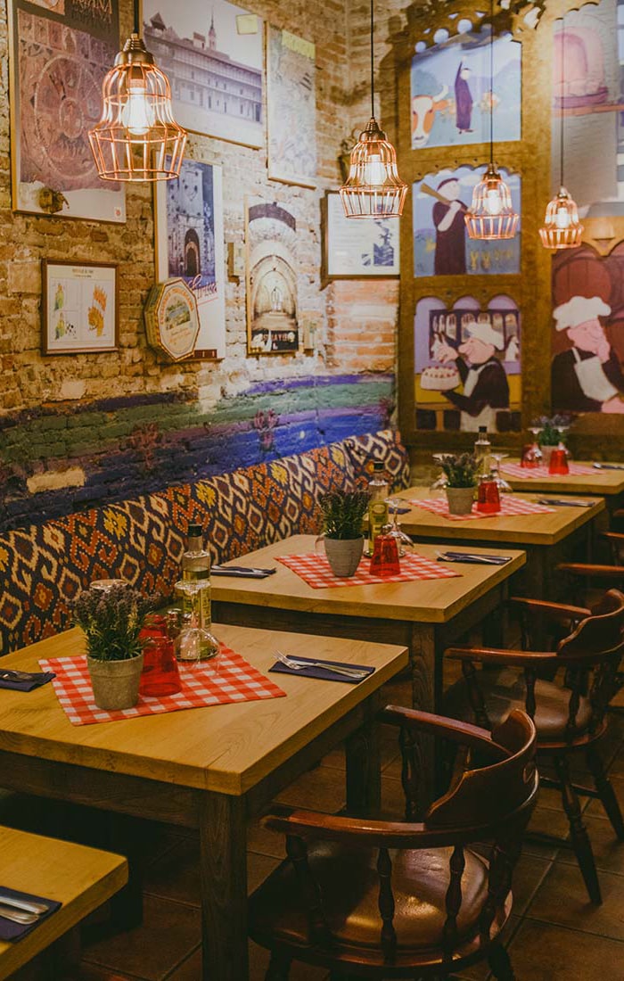 Moncho's Restaurants Group Barcelona 4 svg+xml;charset=utf